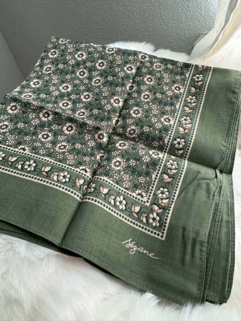 Sezane Organic Cotton Scarf in Green Floral - Picture 2 of 4